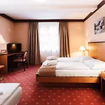Hotel Restaurant Höldrichsmühle 4*