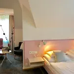 Restaurant Hoeldrichsmuehle 4*