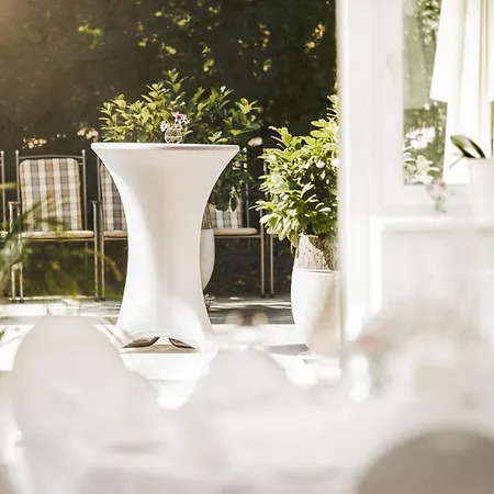 Hotel Restaurant Hoeldrichsmuehle 4*